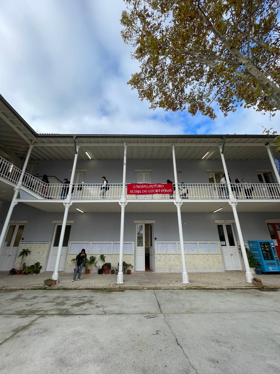 Pelo fim ao fóssil, OCUPA.