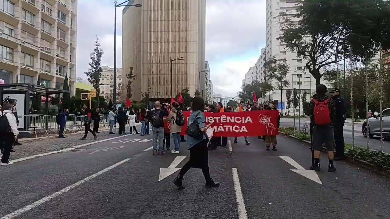 [Live] Manifestação Resistência Climática em Lisboa