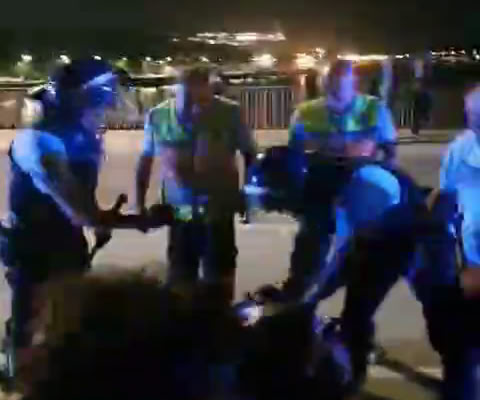 Violência policial e vários detidos em Coimbra após bloqueio da ponte Santa Clara